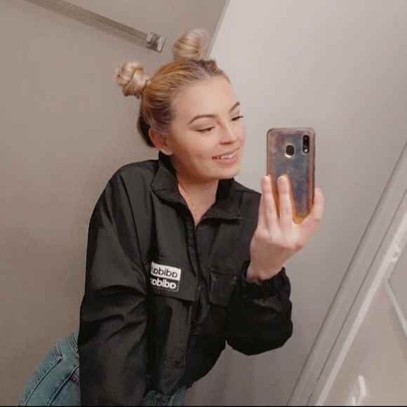 Meet your Posher, Rebecca - Picture 4 of 12